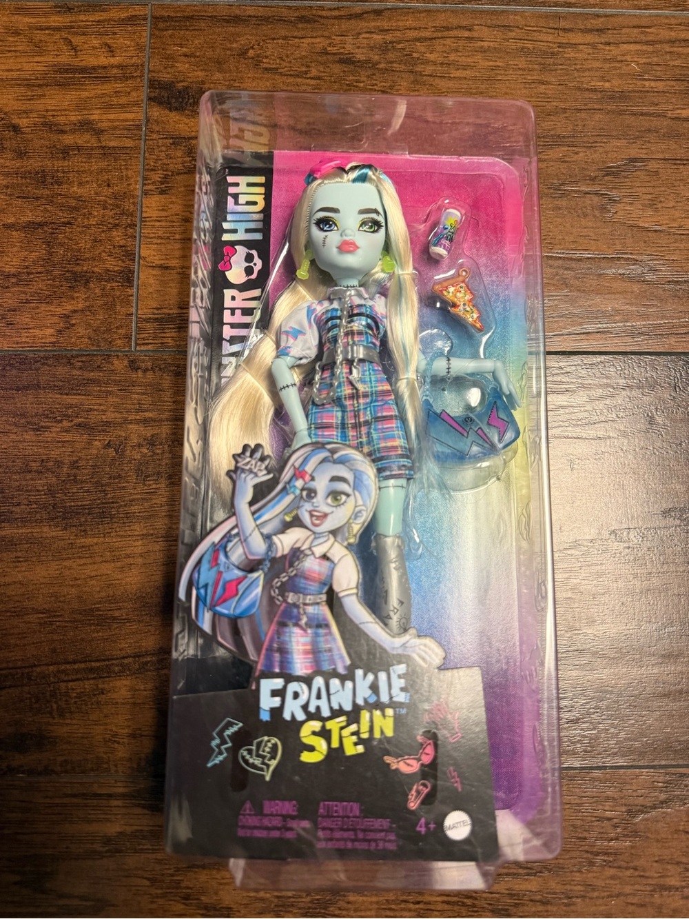 Mattel Monster High Doll Day Out Series 11” Frankie Stein With Purse NWT